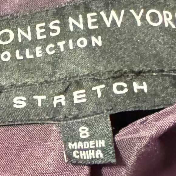 Jones New York purple blazer- women's- 8 - Picture 2 of 2